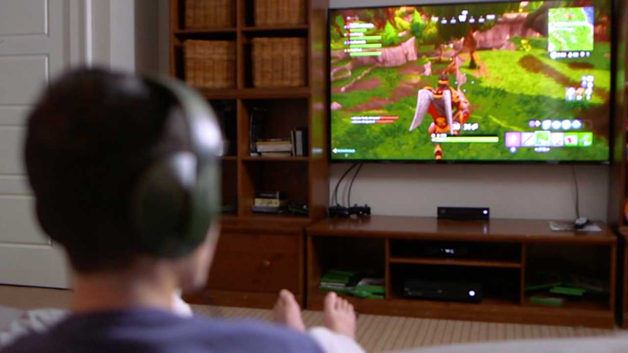 Does Fortnite Help Your Brain Experiment Looks At Effects Of Fortnite On Kid S Brain Abc13 Houston