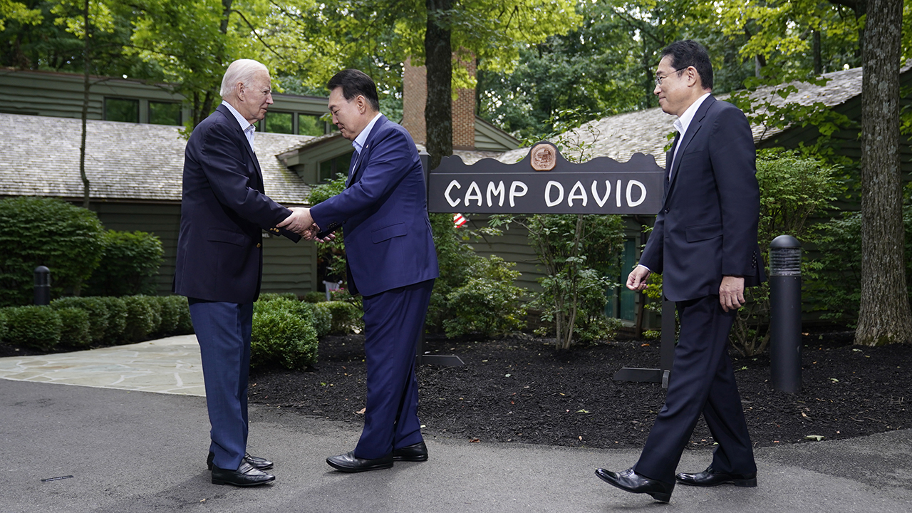 Camp David Summit: The U.S., Japan and South Korea Form Security Pact - The  New York Times