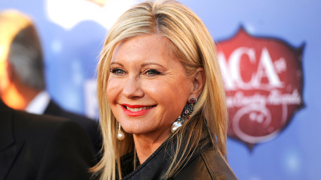 John Travolta remembers Grease co-star Olivia Newton-John in touching tribute - ABC7 Los Angeles