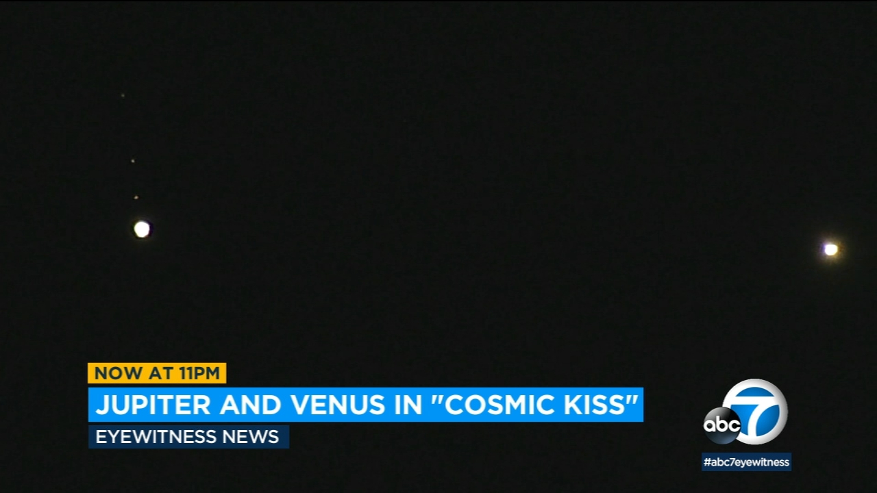 Jupiter and Venus appear to 'kiss' in night sky, with the 2