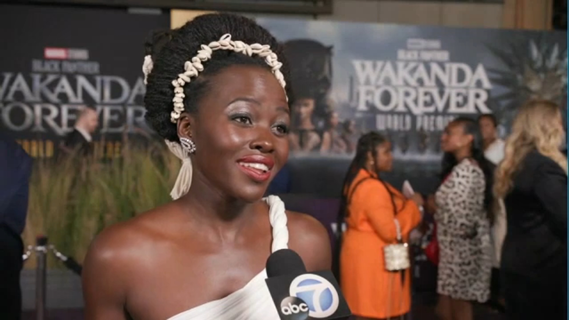 Black Panther: Wakanda Forever' cast honors memory of Chadwick Boseman at  film's world premiere - ABC11 Raleigh-Durham