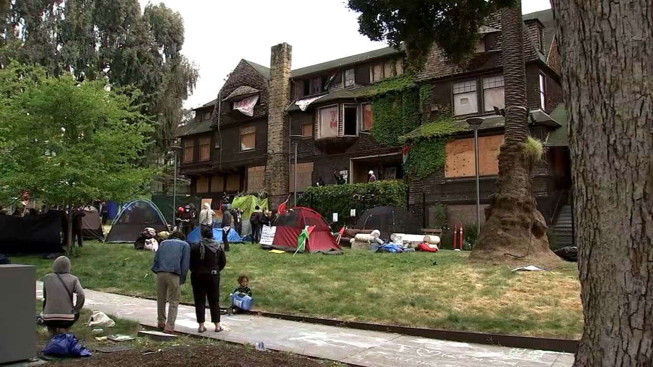 Pro-Palestinian protesters near UC Berkeley take over condemned 