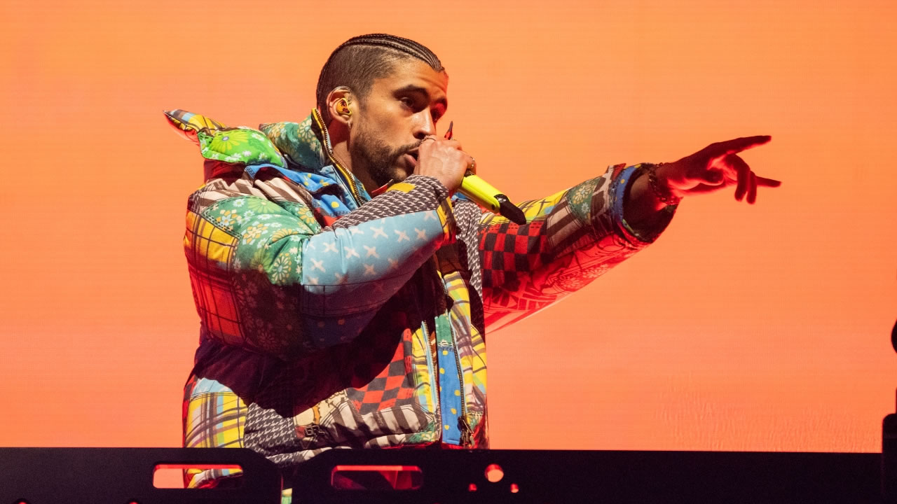 Bad Bunny announces 2024 Most Wanted tour with 3 Los Angeles shows - ABC7  Los Angeles