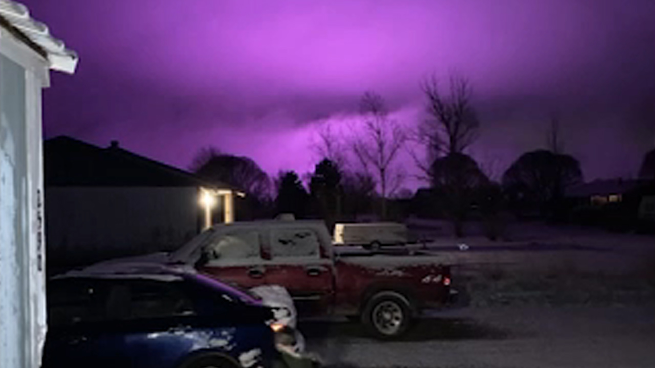 Incredible photos show purple haze form in sky over Arizona medical  marijuana farm - ABC7 San Francisco, image size:1280x720