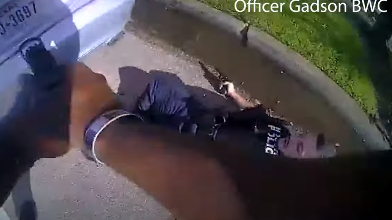 Body camera footage released from fatal police shooting of Maryland mass  stabber, image size:1280x720