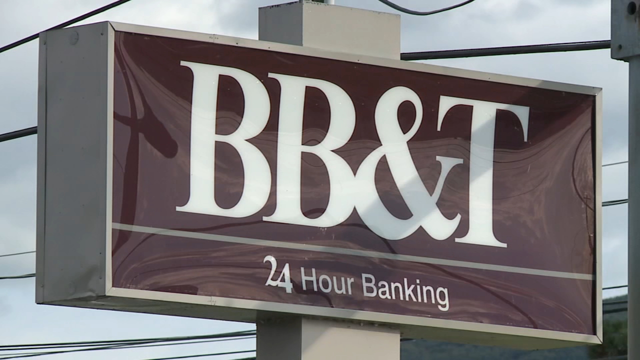 Couple Accidentally Gets 120k Deposit Accused Of Spending Most