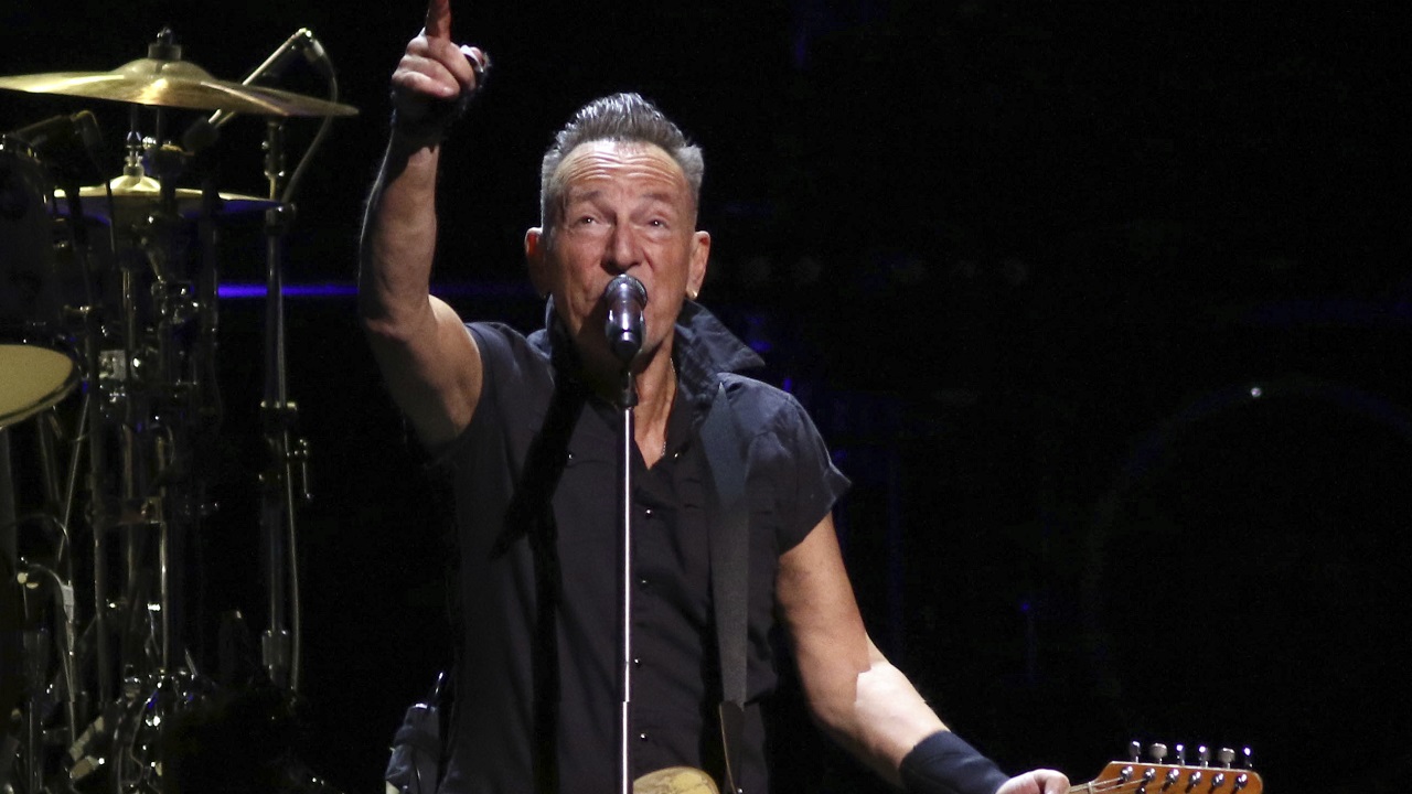 Bruce Springsteen Day' in New Jersey to be September 23 according to new  proclamation - ABC7 New York