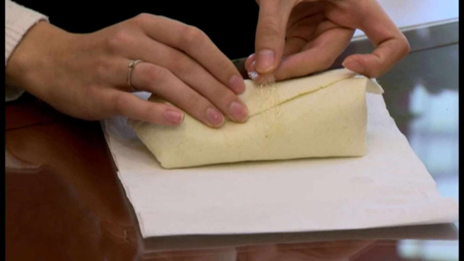 Edible tape invented by Johns Hopkins University students to keep burritos,  wraps from falling apart - ABC7 New York