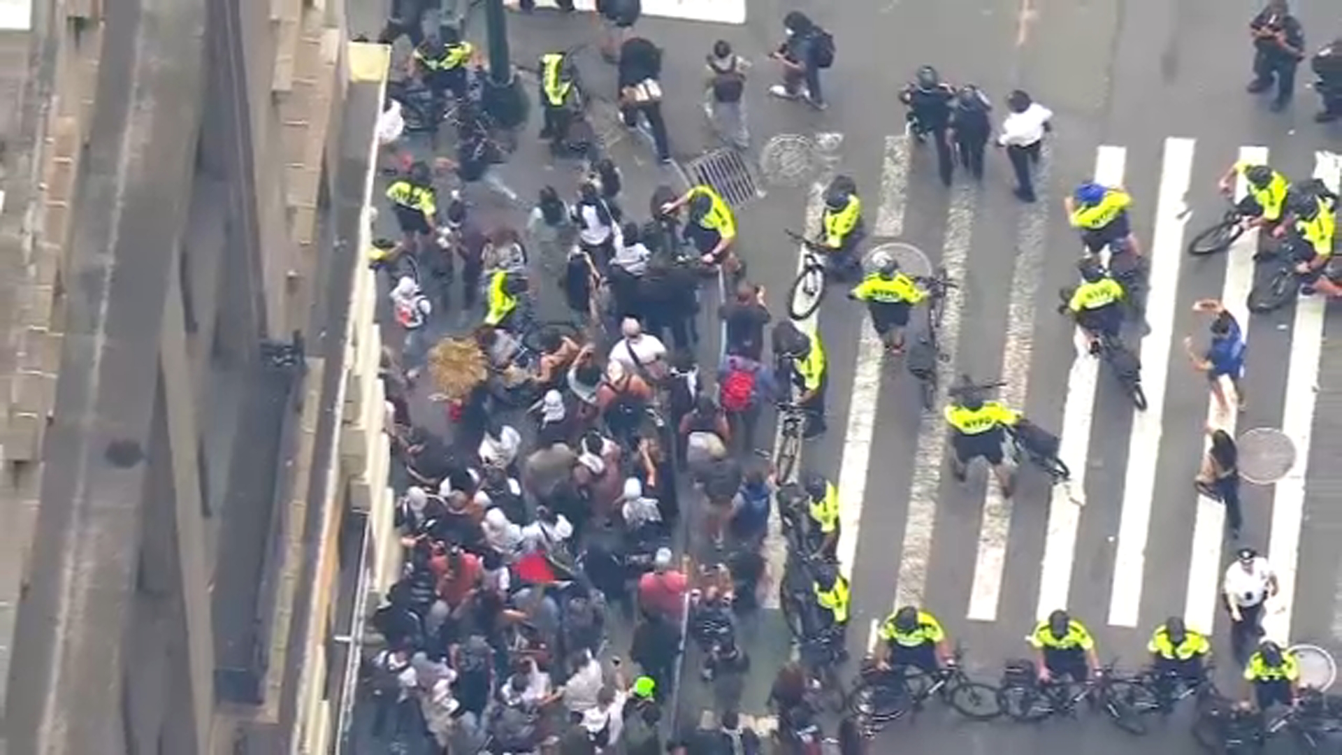 Grand Central Terminal protests: Dueling Gaza demonstrations cause