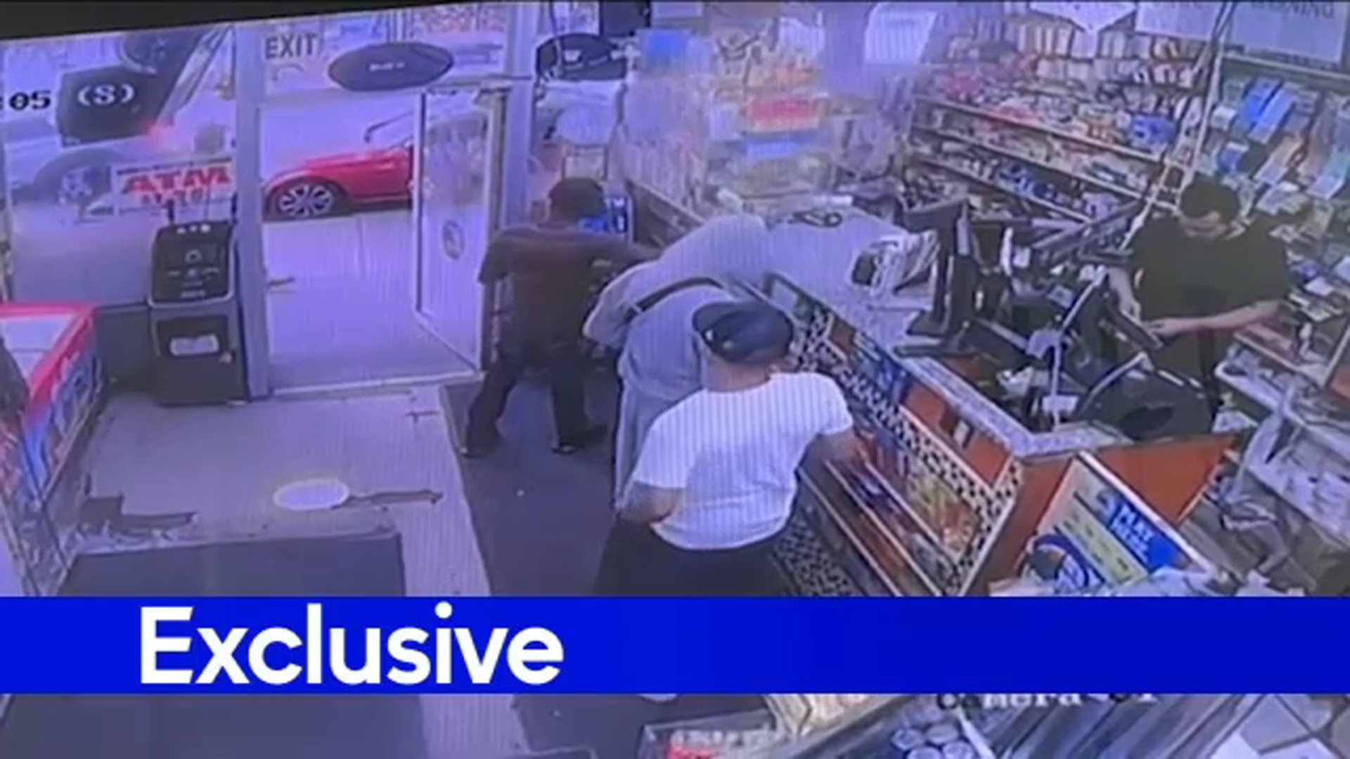 NYC crime: 2 people shot inside deli in East Harlem, Manhattan 