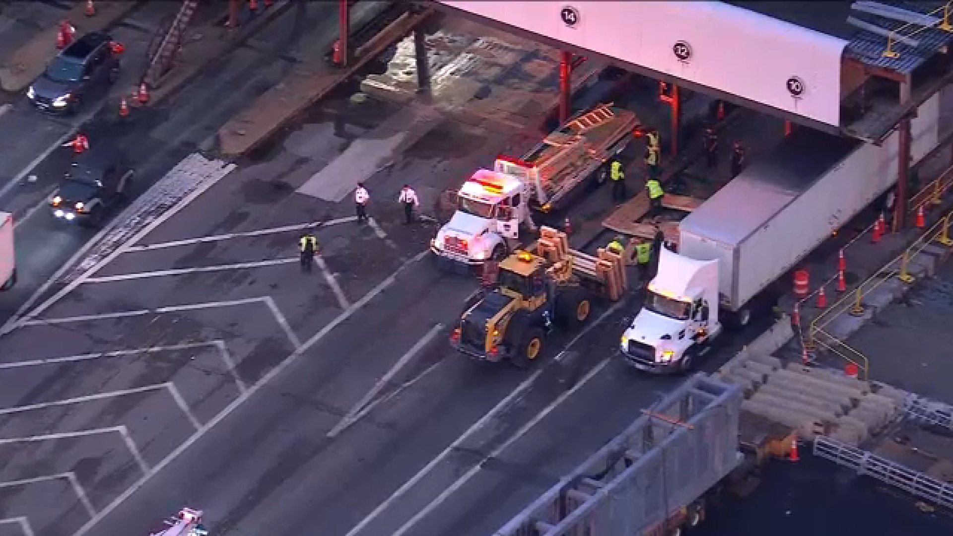 Tractor Trailer Accident 1 Dead After Tractor Trailer Flips Off New