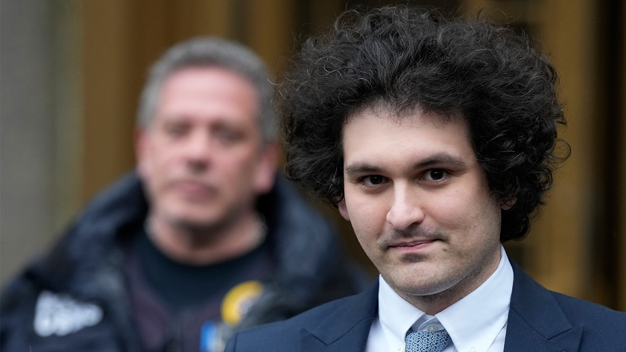 SBF trial: Opening statements expected in trial of former crypto  billionaire and FTX Founder Sam Bankman-Fried - ABC7 New York