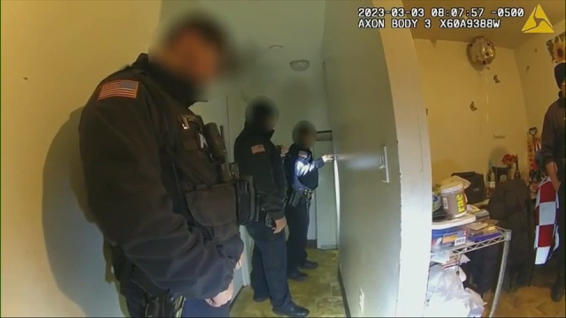 Bodycam video released after Chicago officer shoots, kills Anthony Alvarez,  who police say had gun during foot chase - ABC30 Fresno, image size:1920x1080