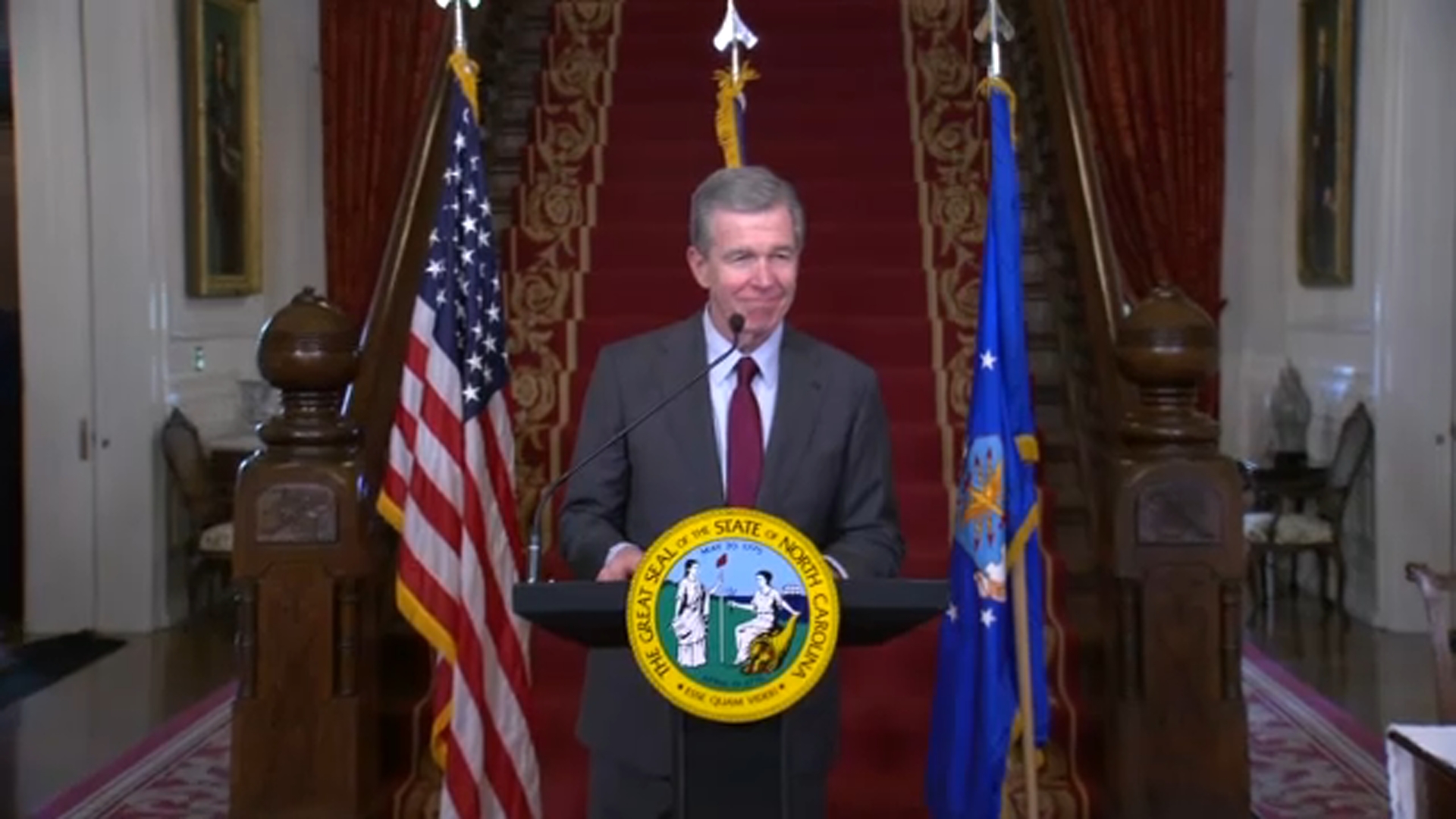 HB 237 | NC Gov. Roy Cooper vetoes face mask bill, says it creates 